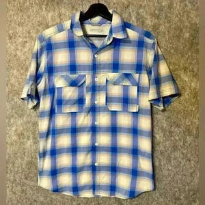 Columbia Short Sleeve Outdoors Button Down - Small